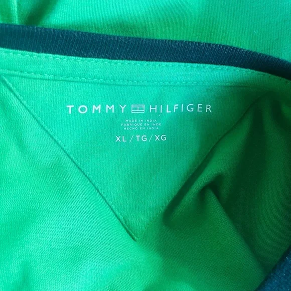 Tommy Hilfiger Men's Long Sleeve Logo T Shirt Green - Picture 6 of 6